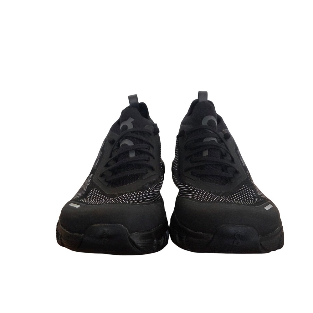 On Cloud Cloudversa Black Running Shoes Womens 7 Low Top Sneakers Athleisure - Picture 2 of 8